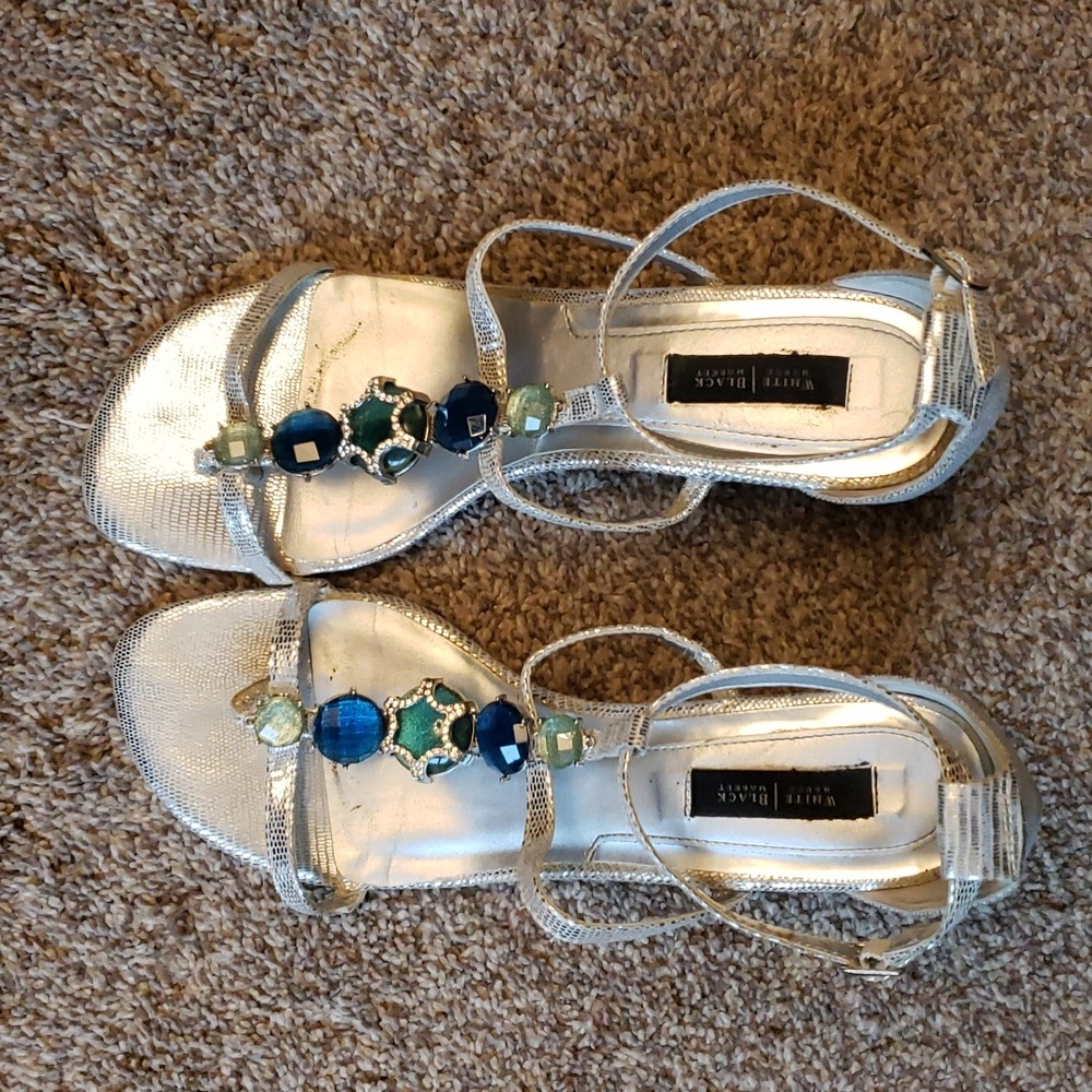 Silver jeweled low wedge whbm sandals sz 10 'Nezhra' - Picture 2 of 9